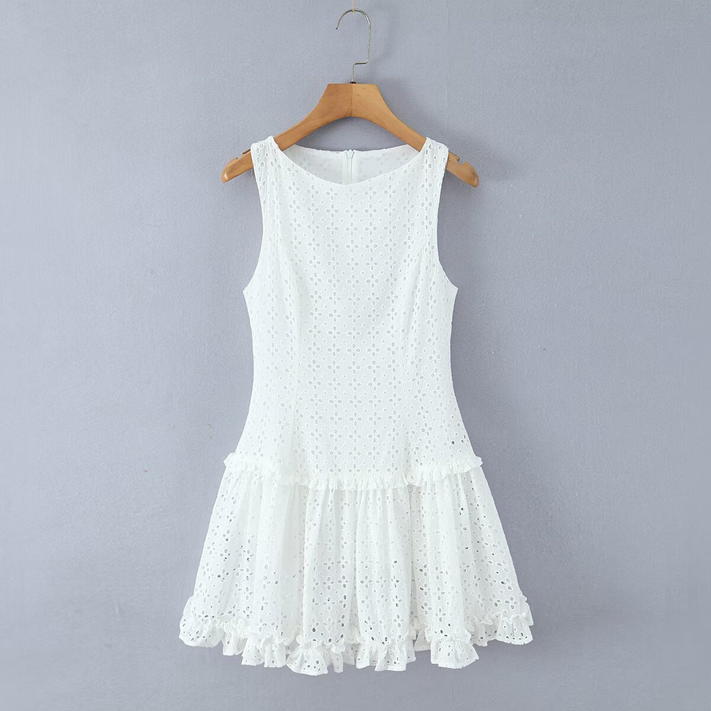 The White Hollow Dress